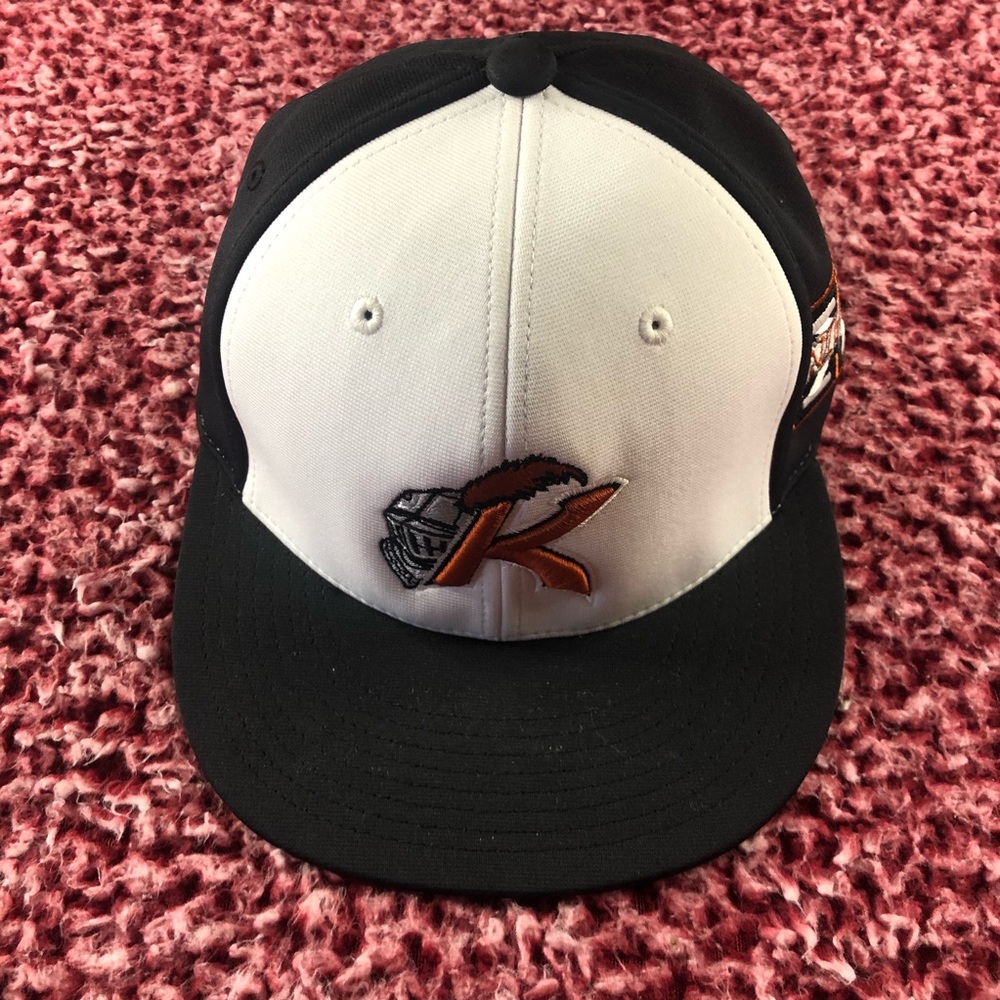 NWT Men’s Richardson Knights Flexfit Hat